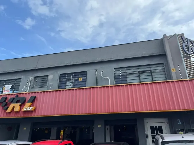 SALA COMERCIAL-SACRAMENTA