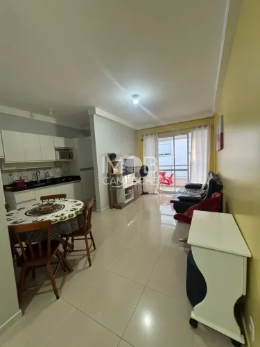 Apartamento, mobiliado com 2 dormitórios (1 suíte) no Rio Tavares - Florianópolis/SC