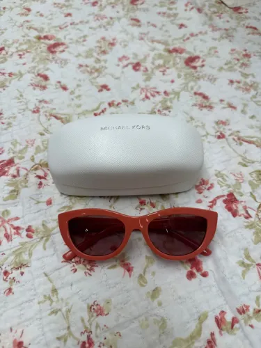 Óculos de Sol Michael Kors laranja