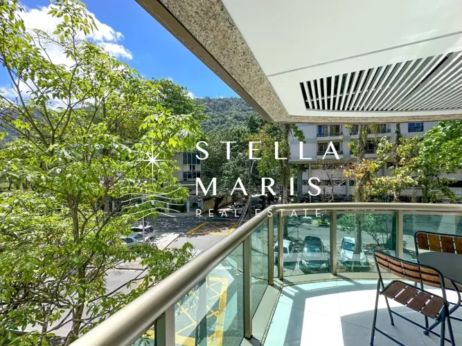 Lagoa, Apartamento 70M2 REFORMADO com varanda,Porteira Fechada, em excelente localização, 