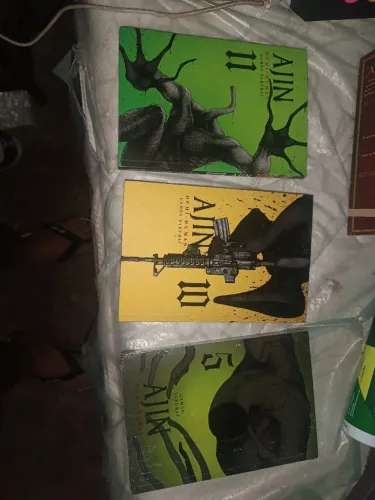 Mangás Ajin - Volumes 5, 10 e 11 volumes raros