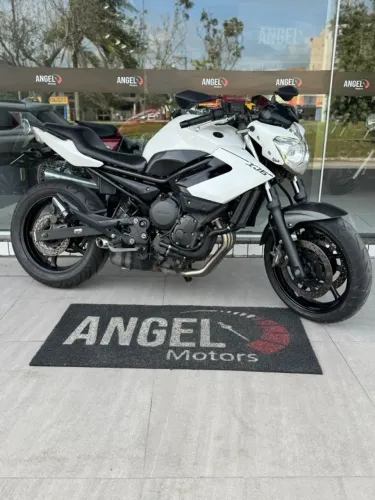 YAMAHA XJ6 2013