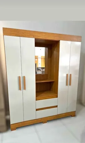 Guarda-Roupa Moderno c/  Espelho