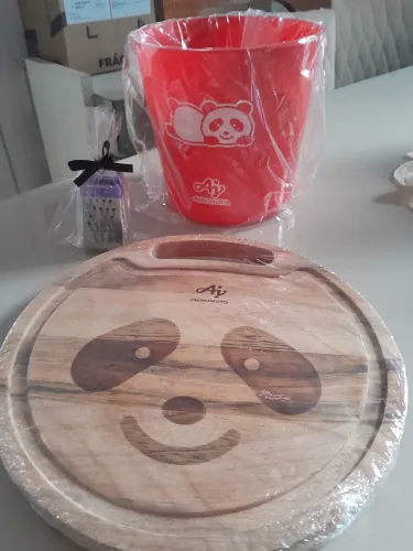 Kit tábua de lanche e vasilha de pipoca com brinde grátis 