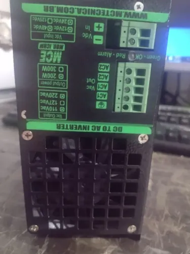 Inversor de Tensão DC para AC 110/127/220V - 300W