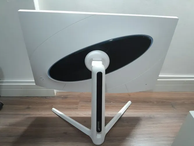Monitor 2k
