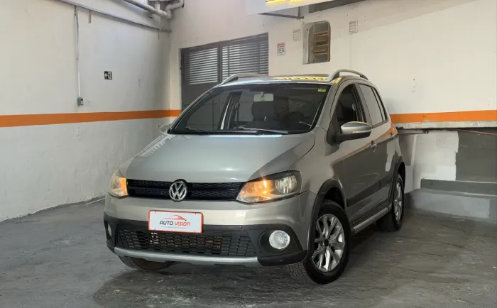 Volkswagen Crossfox 1.6 MI Total Flex 8V 5P 2013