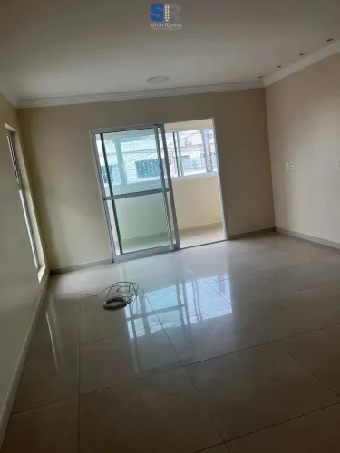 Casa à Venda no Engenho do Meio  Recife/PE Próxima ao Colégio Militar do Recife