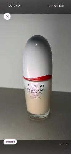 Base shiseido revitalessence skin glow - 150 Lace