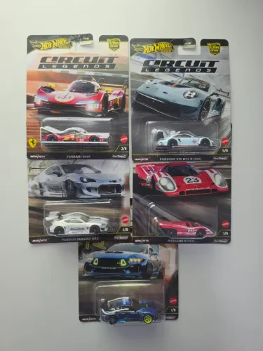 Hot Wheels Premium Car Culture Circuit Legends