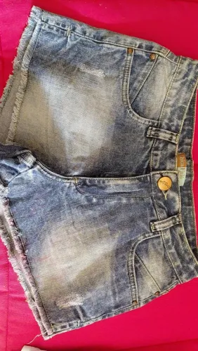 Shorts feminino 38/40 chica fulo (5 peças por 200)semi novo