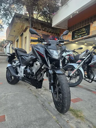 Cb twister 300 2023 unico dono