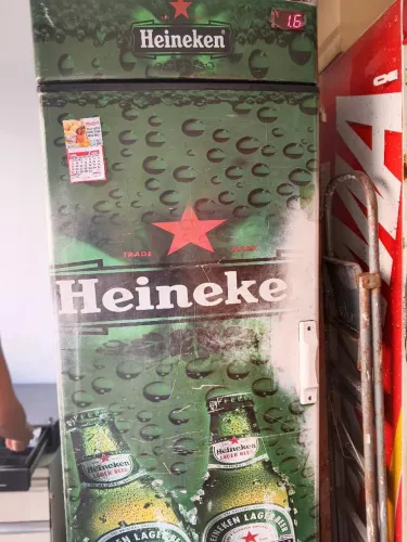 Vendo freezer da Heineken