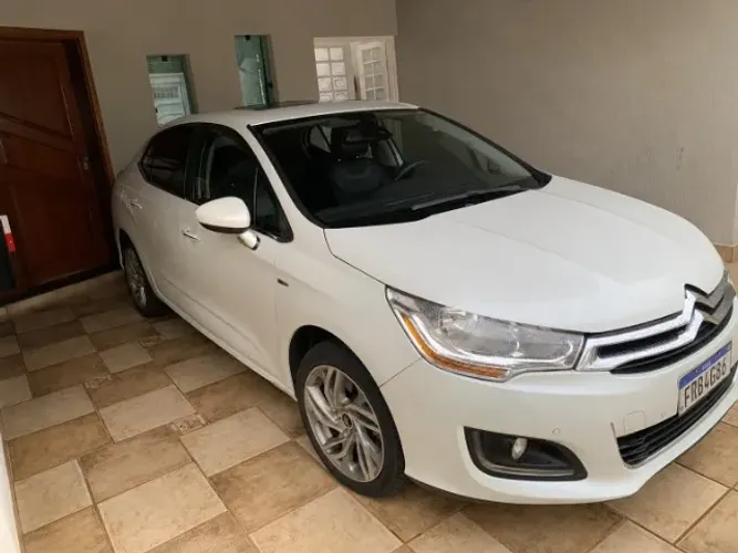 Citroen C4 Lounge Exclusive 1.6 Turbo Flex Aut. 2015