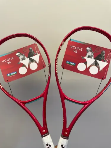 Par Raquete Yonex Vcore 98 Lacrada