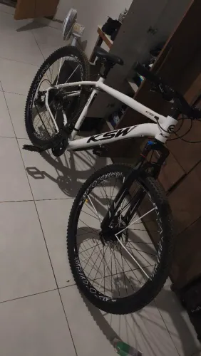 Vende-se bicicleta KSW aro 29