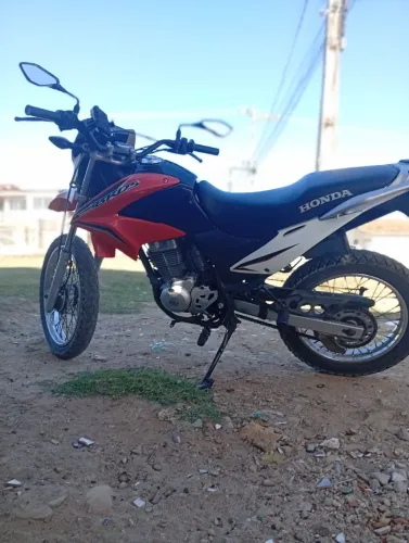 Bros 150 ES economica pro seu dia dia 