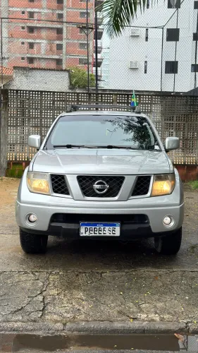 Nissan Frontier XE CD 4X4 2.5 TB Diesel 2013