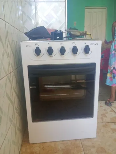 Vendo fogão Baslar Seminovo 4Boca funcionando Perfeitamente as 4 Bocas e o Forno