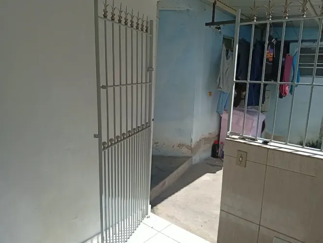 ALUGO CASA 3 CÔMODOS - JARDIM IMBÉ - SP-SP (LR2891)