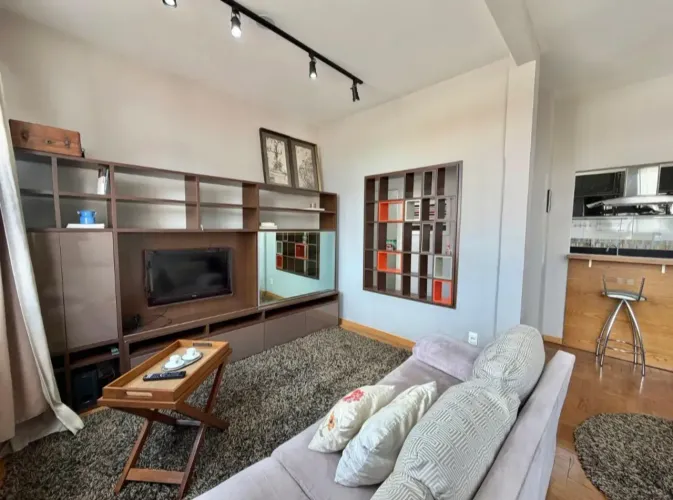Apartamento 2 Quartos Reformado Próximo Comércio 8