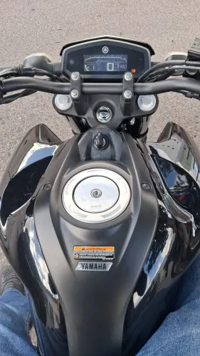 FAZER FZ15 BEM NOVINHA