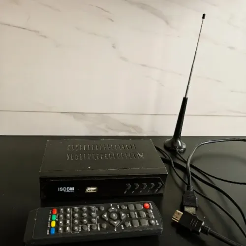Conversor Digital ISDB-T Completo | Com Antena e HDMI | Pouco Usado