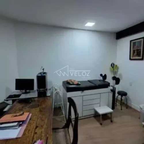 Apartamento : / Residencial / Catete