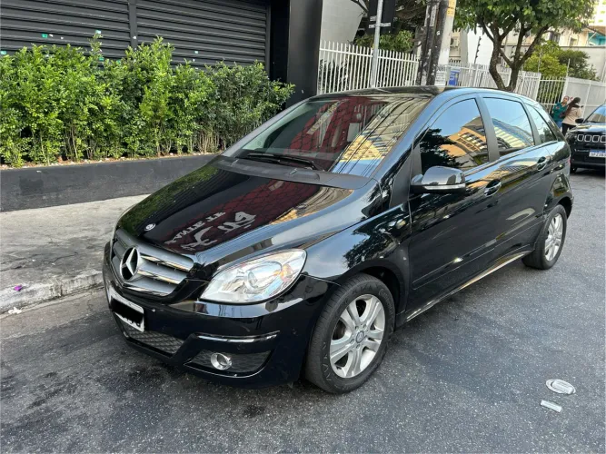 Mercedes-Benz Classe B 180 1.7 116cv Aut. 2011