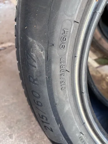 Pneu 215/60/17 Michelin Primacy 