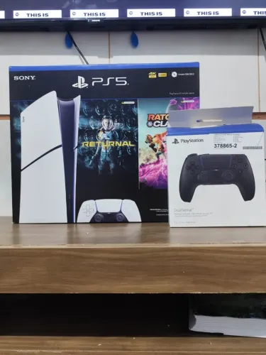PS5 SLIM DIGITAL+CONTROLES ORIGINAIS