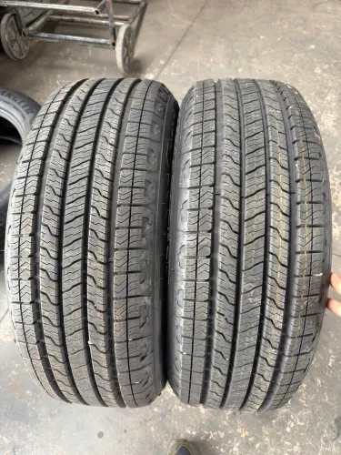 Pneus novos 255/55/20 Goodyear