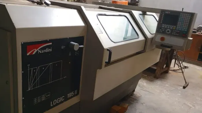 TORNO CNC NARDINI LOGIC 195 II - COMANDO FAGOR - TORRE ELÉTRICA - ÚNICO DONO
