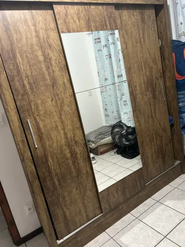 Vendo Guarda roupa