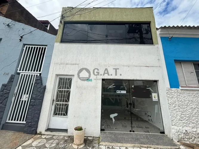 Casa de Locação na Vila Santana, Sorocaba-SP: 3 Quartos, 1 Sala, 1 Banheiro, 100m² de Área
