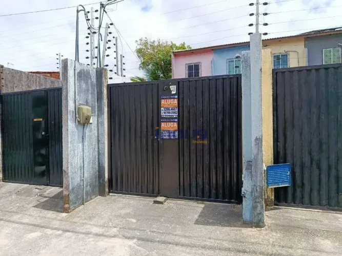 Casa com 2 dormitórios para alugar, 134 m² por R$ 1.300,00/mês - Novo Mondubim - Fortaleza