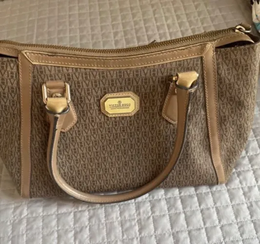 Bolsa Victor Hugo