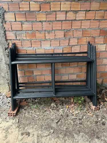 Vende-se peças de andaimes tubular NOVO  100x1,50 super resistente 