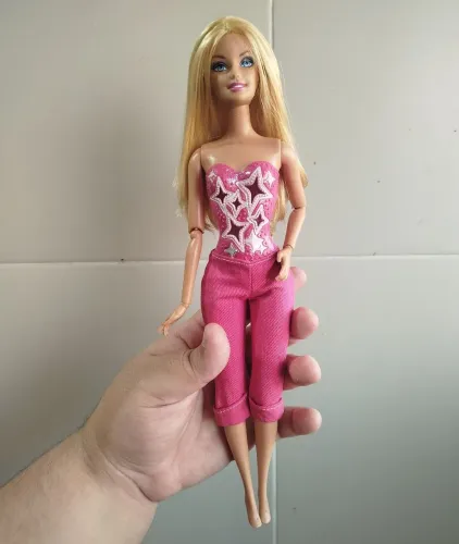Barbie - Boneca fashionista "Hollywood divas: In the Spotlight (Mattel)<br>SEM TESTE