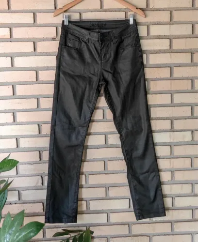 Calça encerada preta Lacoste original