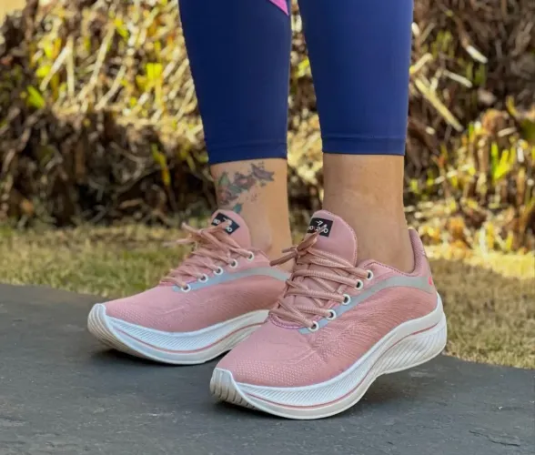 tenis feminino esportivo COM VIZEIRA GRATIS