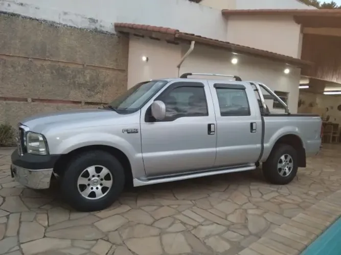 Ford F-350 3.9 8V Turbo Diesel Mec. 2001