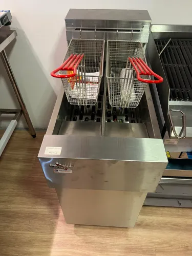 Firtadeira a gás alta produção 2 cestos Skymsen nova pronta entrega