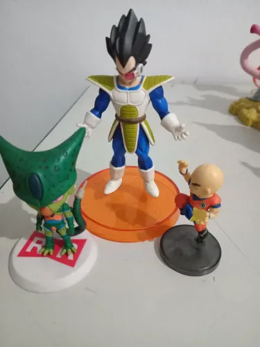 Vegeta, cell ,kuririn Dragon Ball z