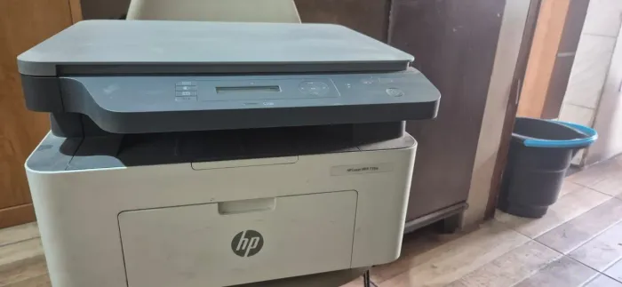 Impressora multifuncional HP laser MFP 135W