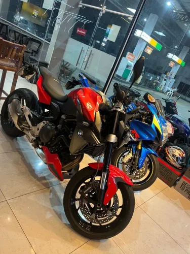Moto /BMW/F900 R SPORT PLUS