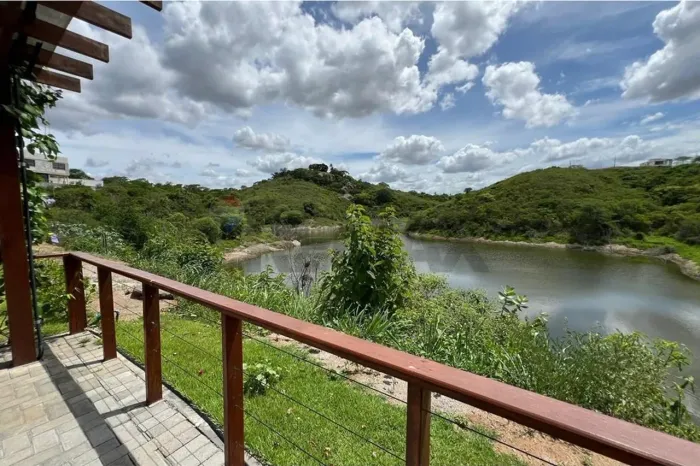 TERRENO À VENDA 360 m² NO BAIRRO MIRANTE PRÓXIMO AO PARTAGE SHOPPING