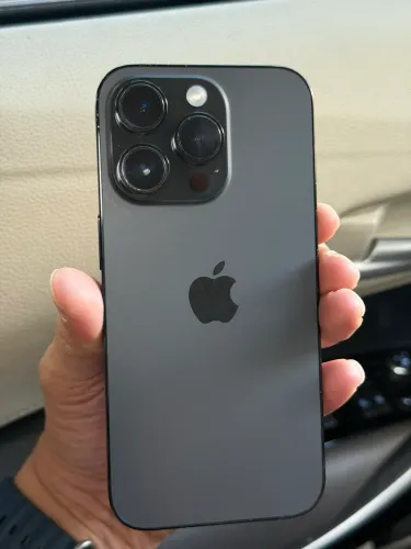 iPhone 14 PRO 256Gb cor preta (Semi novo) saúde de bateria 86%