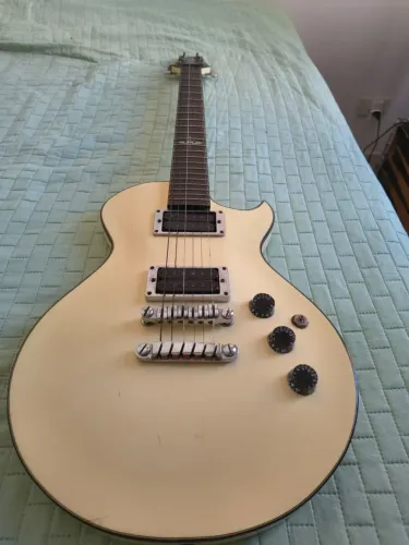 Guitarra Lespaul Ibanez