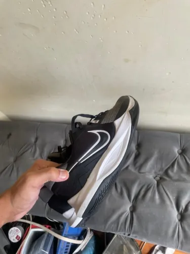 Nike Precision 6